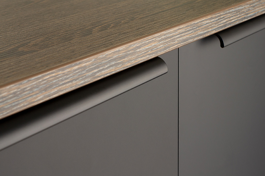 Recessed handles and profiles