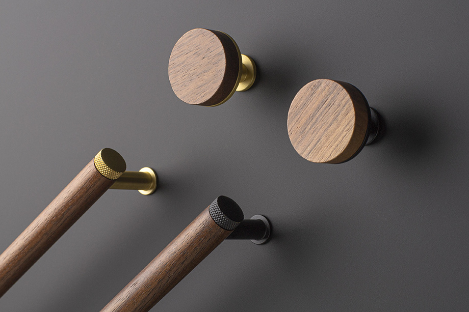 Wooden handles and knobs